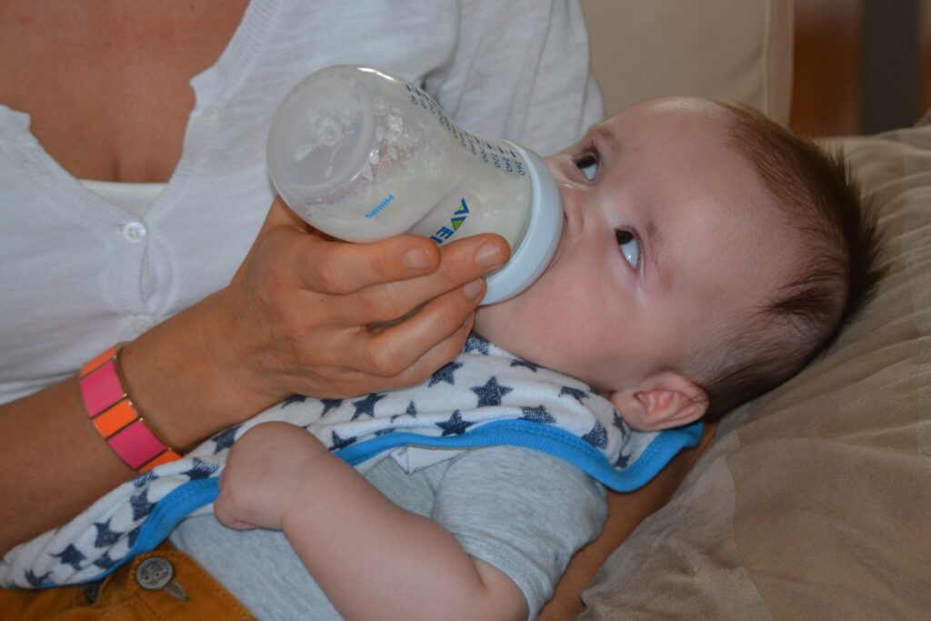 赤ちゃんミルク２